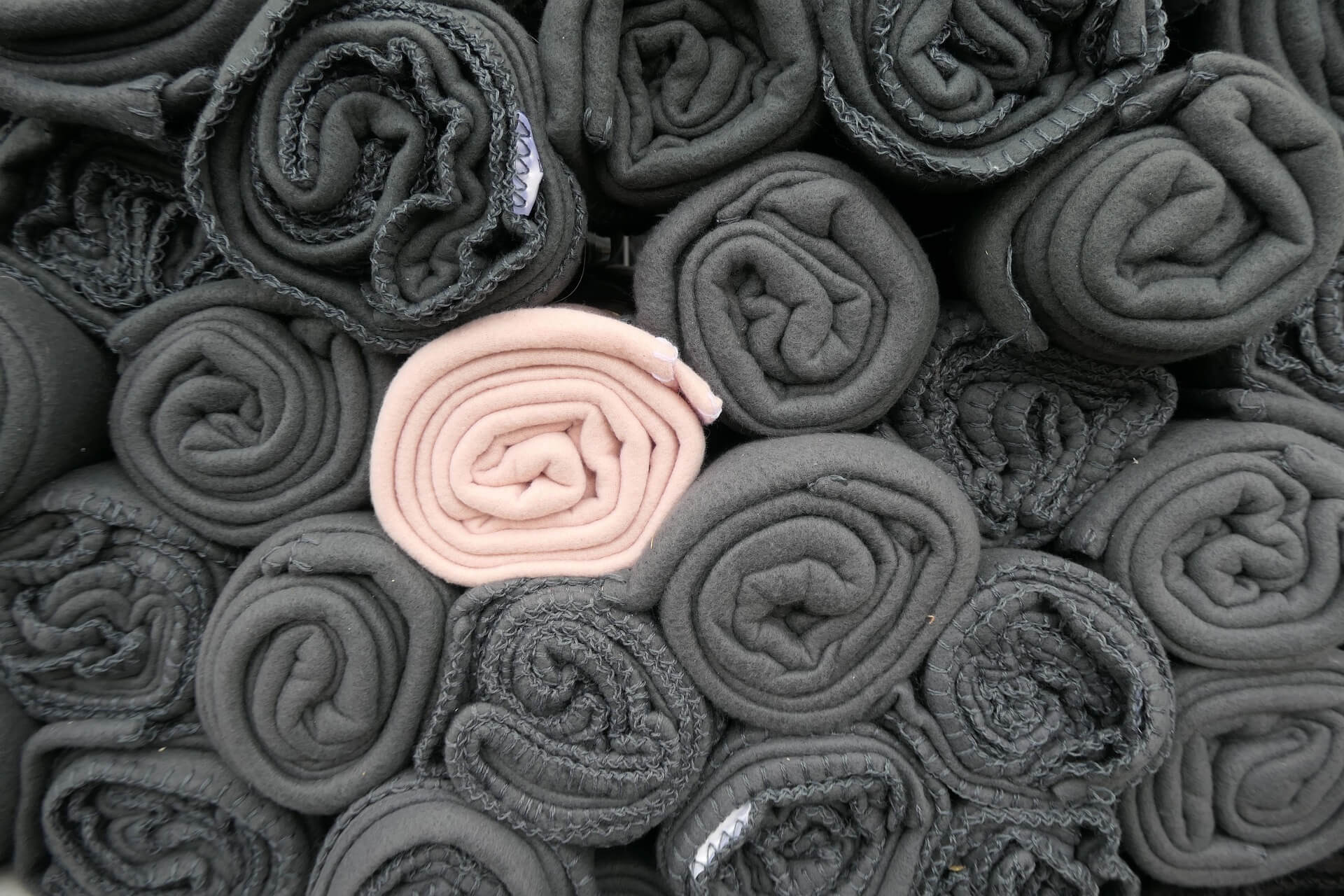 material-5429168_1920...